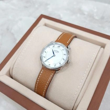 Hermès Arceau 36 - Vue couronne
