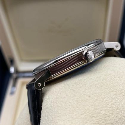Breguet Classique Phase de Lune - Vue avec emballage