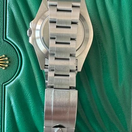 Rolex Explorer II 42 - Vue de face