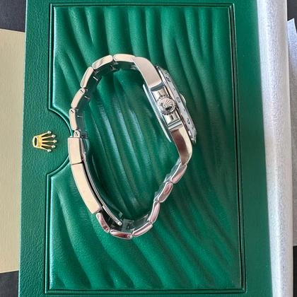 Rolex Explorer II 42 - Vue détaillée