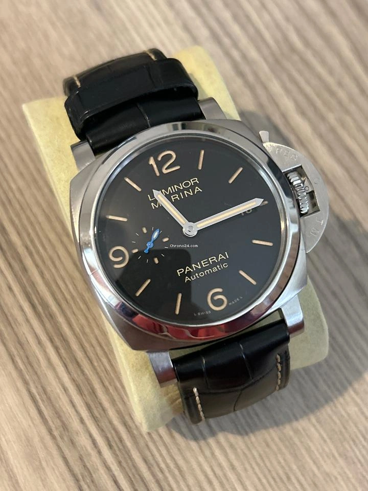 Panerai Luminor Marina 44mm - Vue couronne