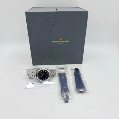 Vacheron Constantin Overseas Dual Time - Vue cadran zoom