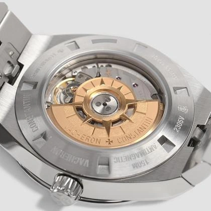 Vacheron Constantin Overseas Petite Modèle - Vue avec emballage