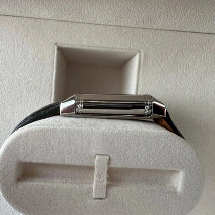 Jaeger-LeCoultre Reverso Classic Duetto - Vue couronne