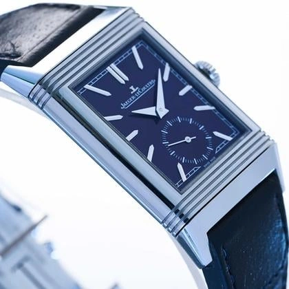 Jaeger-LeCoultre Reverso Tribute Small Seconds - Vue bracelet