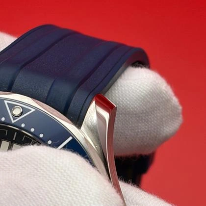 Omega Seamaster Diver 300M - Vue avec emballage