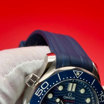 Omega Seamaster Diver 300M - Vue de dos