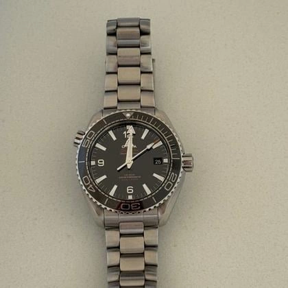 Omega Seamaster Planet Ocean 600M - Réf. 215.30.44.21.01.001 - Vue principale