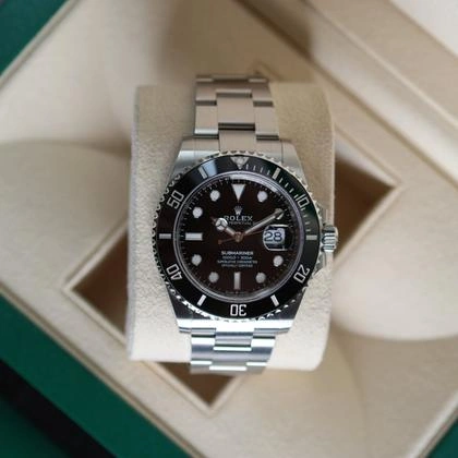 Rolex Submariner Date - Vue boîtier