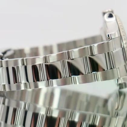 Rolex Yacht-Master 37 - Vue avec emballage